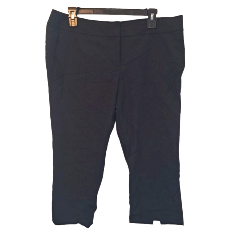 LOFT Black Capri Pants